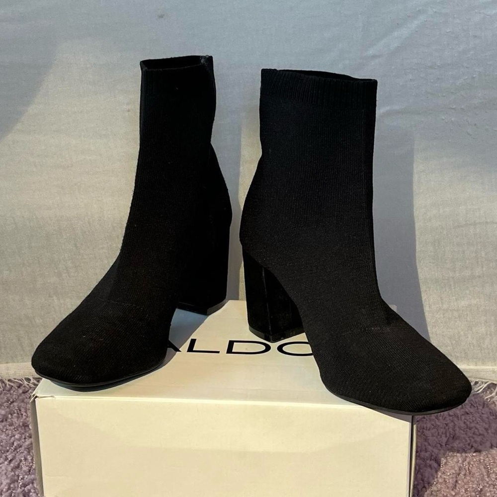 Black knit ankle booties / sock boots